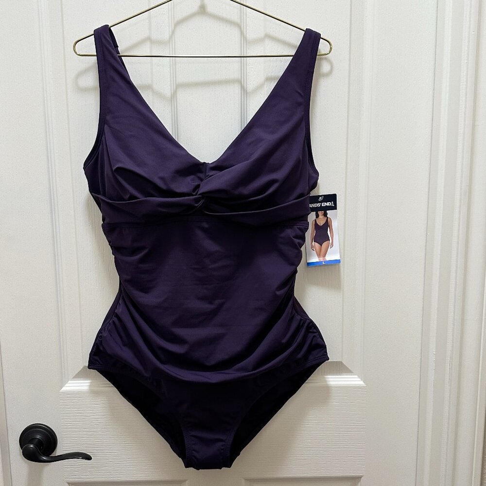 Lands' End Women's One Piece Swimsuit Size L Purple Feminine Beach UPF 50 NEW